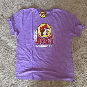 Bucees Bastrop TX, purple  T-Shirt